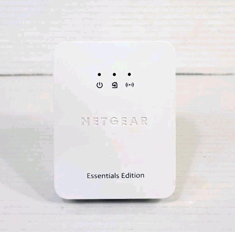 Netgear XWN5021 Powerline 500 WiFi Range Extender Adapter Essentials Edition